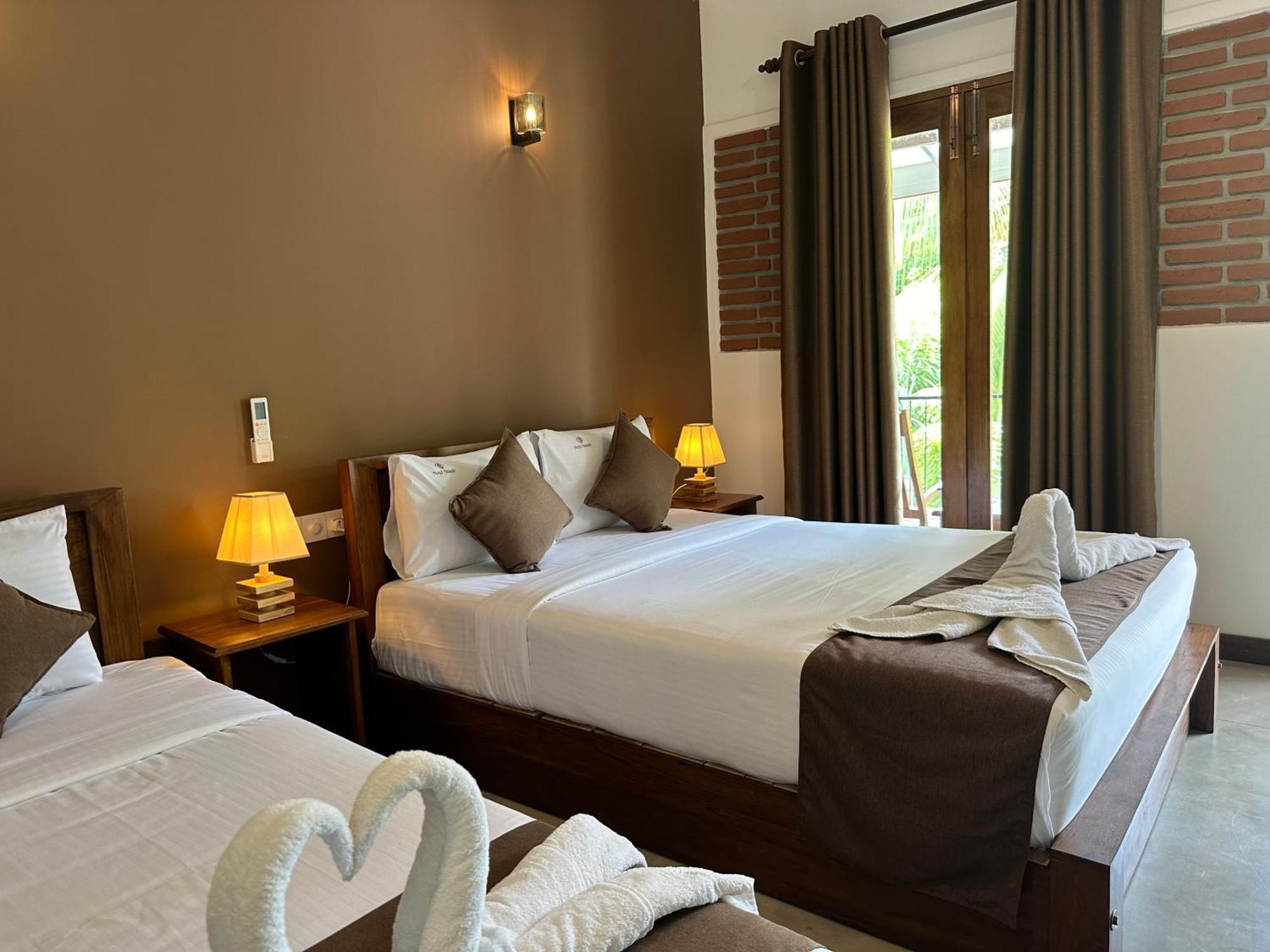 Hotel Heladiv Anuradhapura Exterior photo